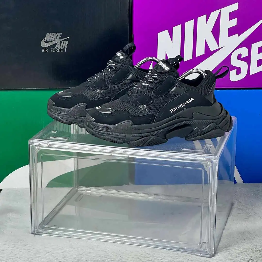 Balenciaga 2