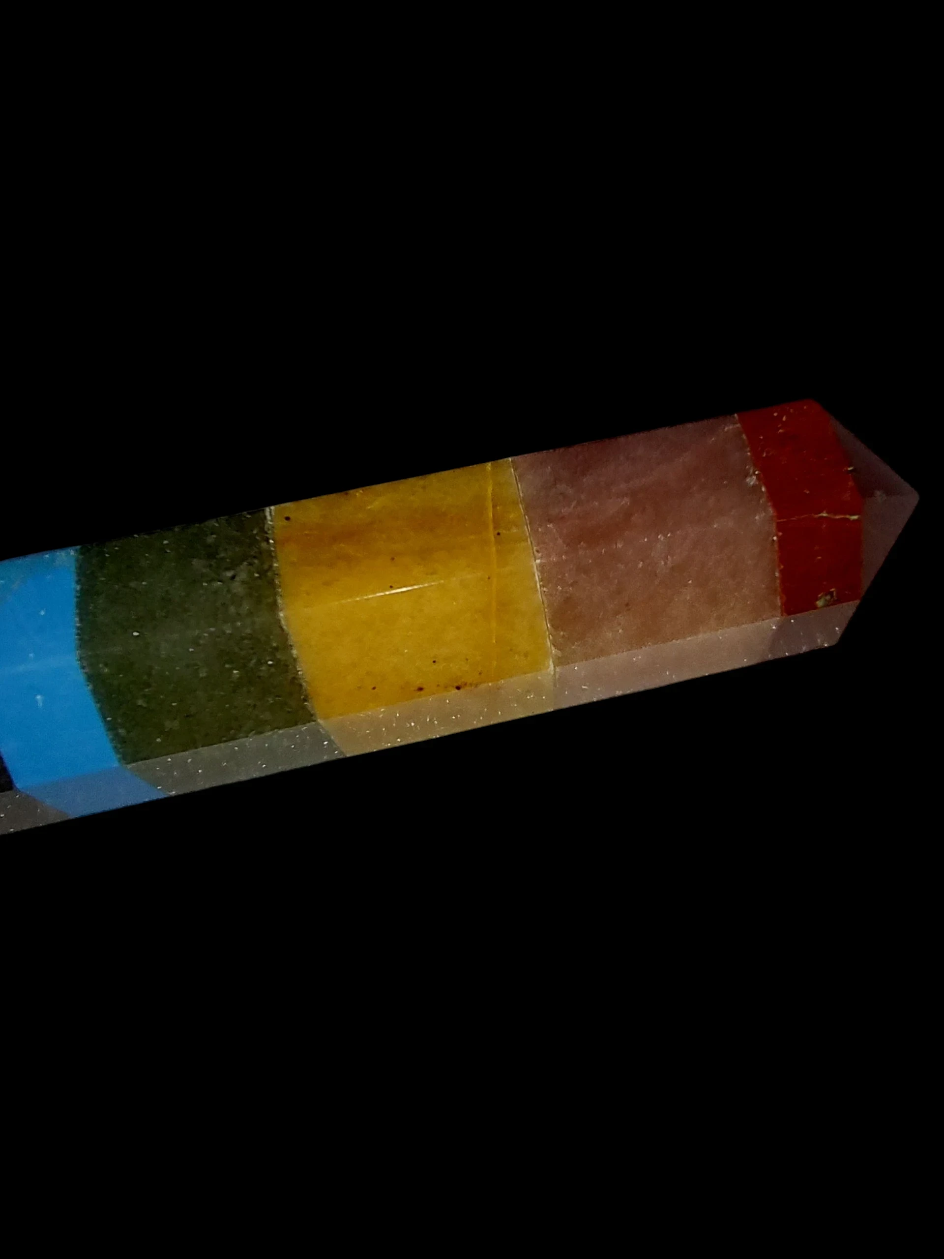 Obelisco siete (7) chakras genuino de 85 mm.