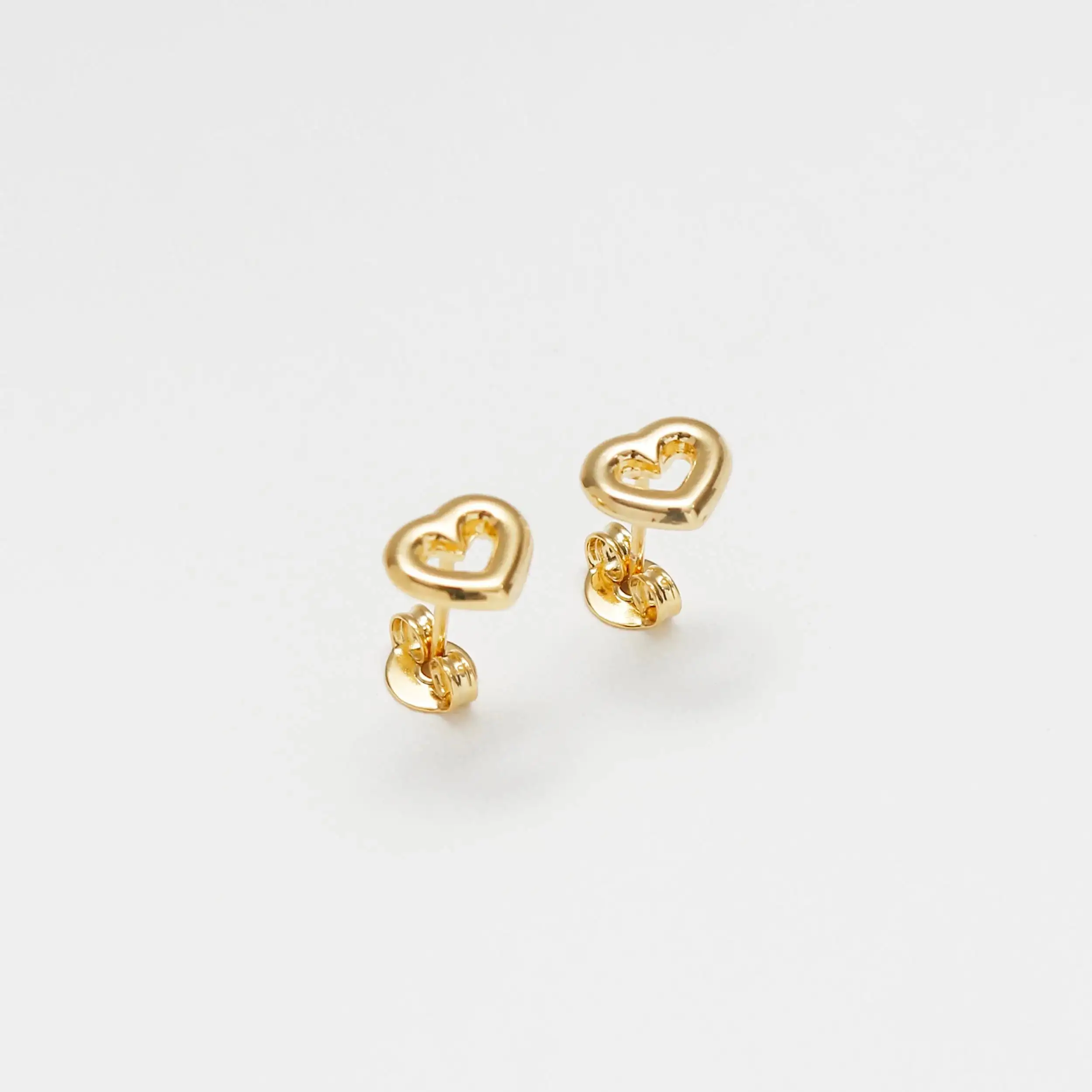 Arete Corazón Silueta Mini