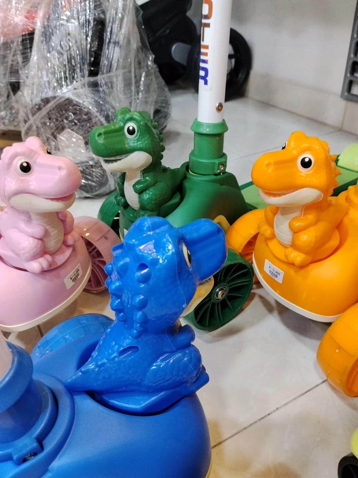 MONOPATIN DINOSAURIO 