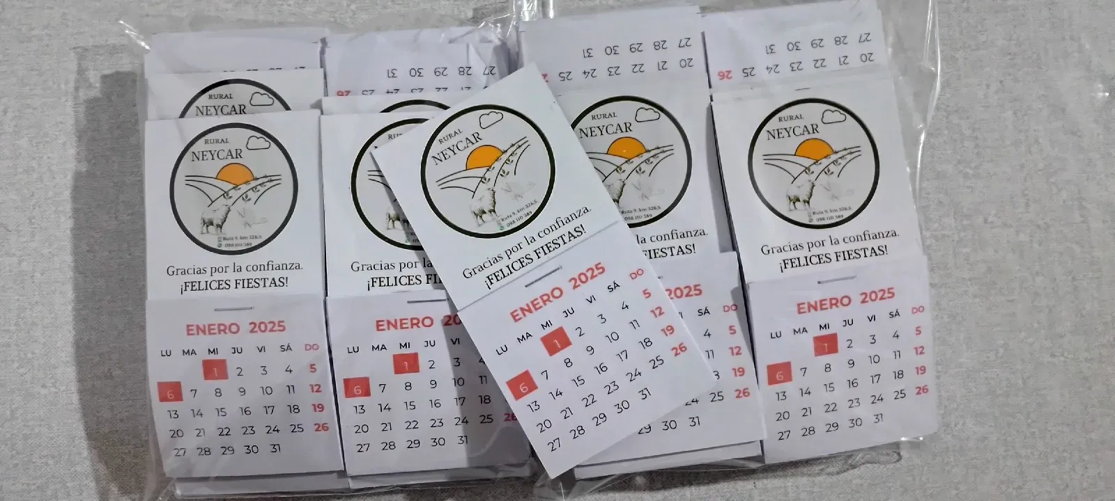 Calendario imán con libreta pack por 10 unidades 