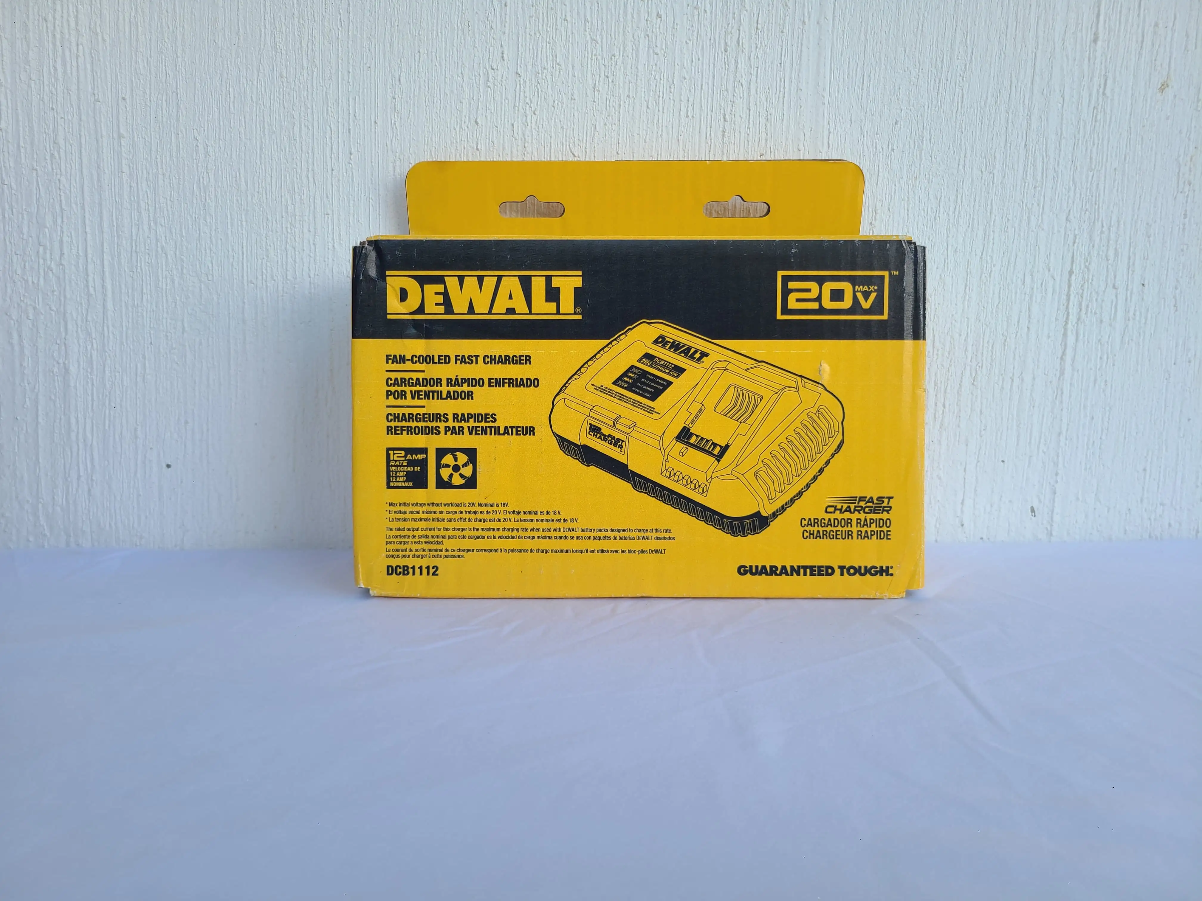 Cargador Dewalt FASTCHARGER 4