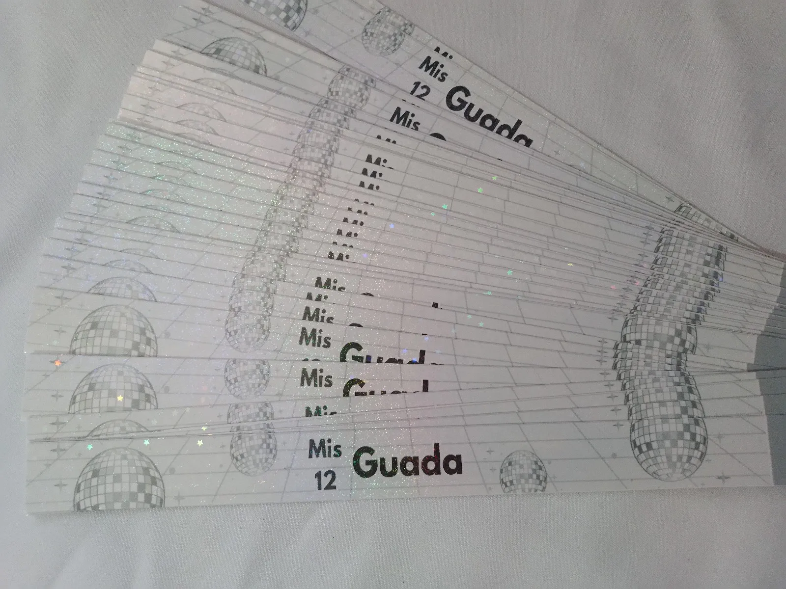 Pulseras de papel brillo pack por 50 unidades  2