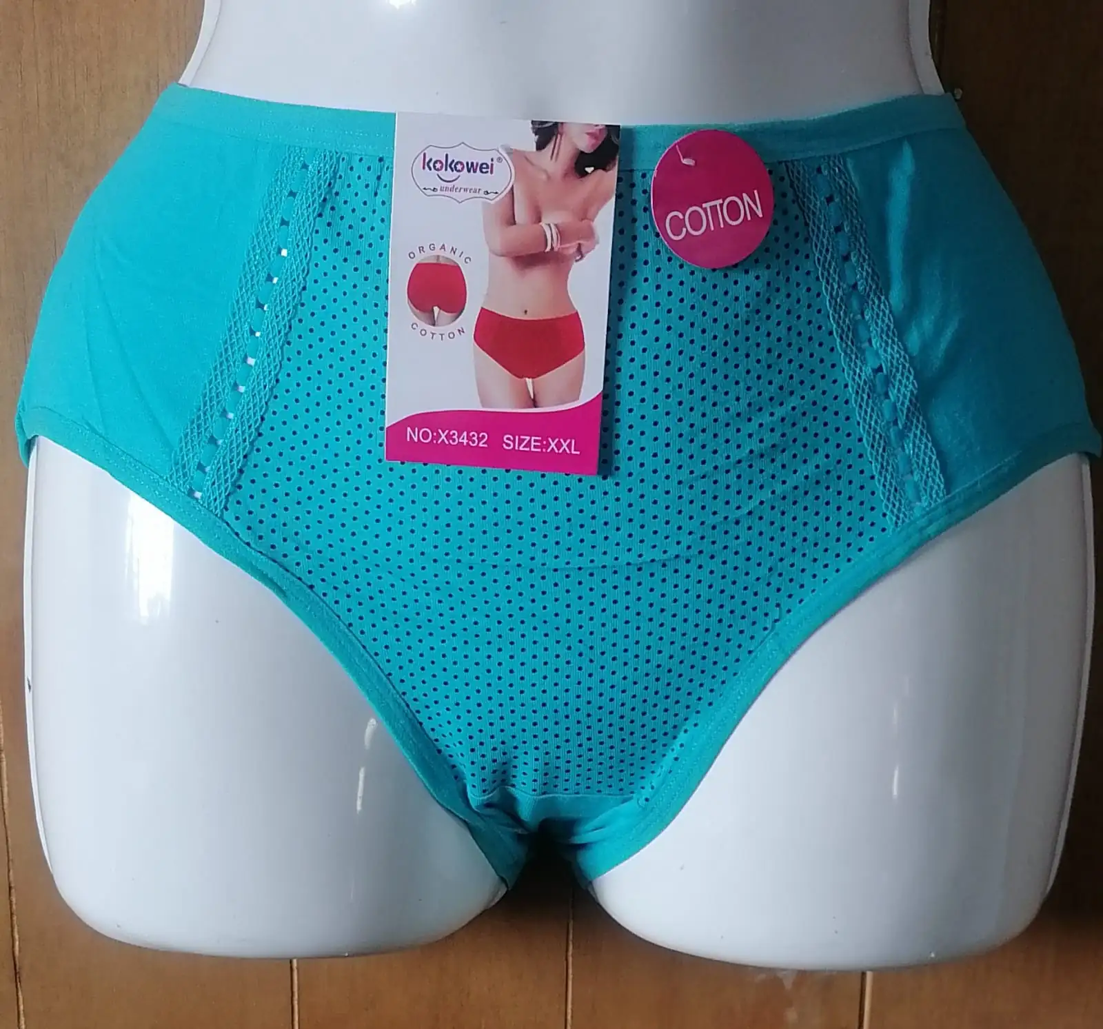 Panty puntitos negros 