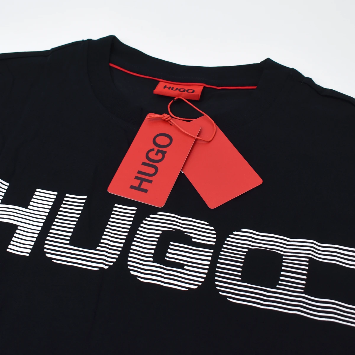Playera HUGO  3