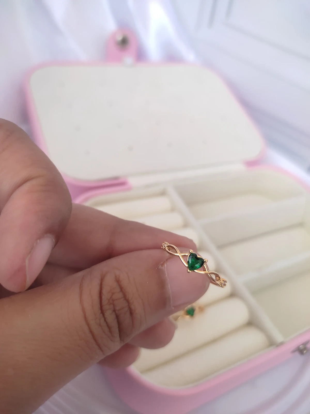 ANILLO AJUSTABLE PRINCESA VERDE