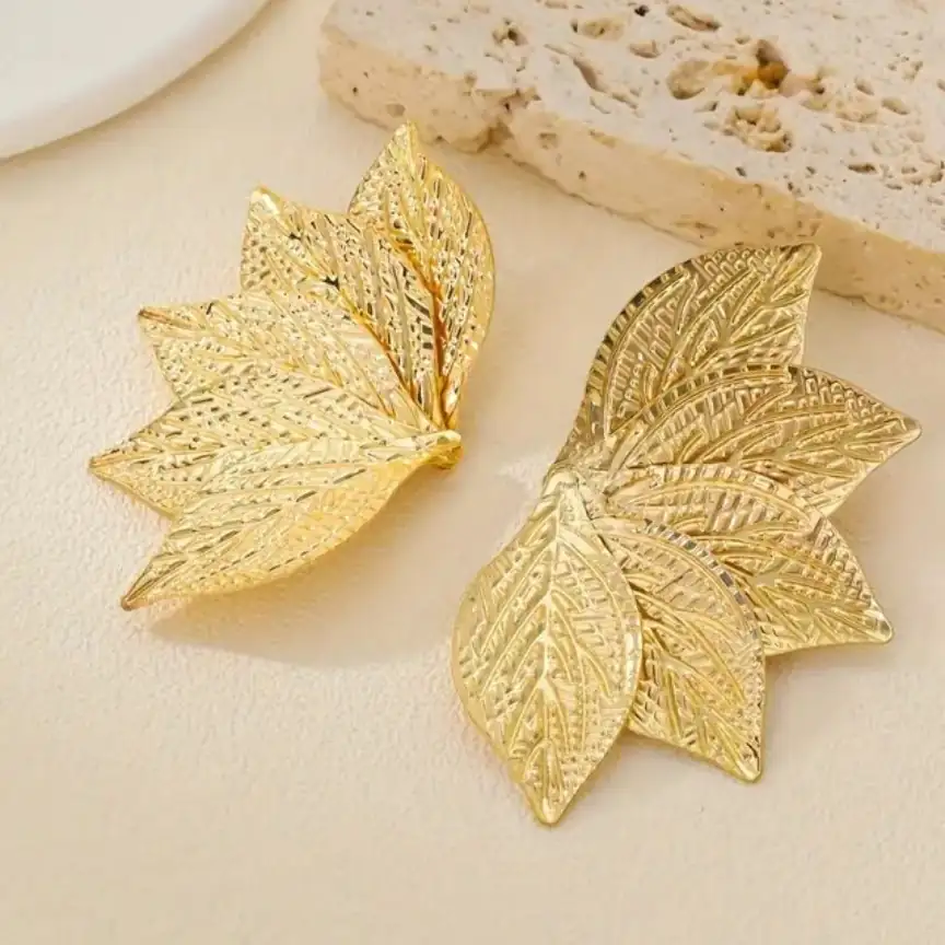 Aretes abanico de hojas 