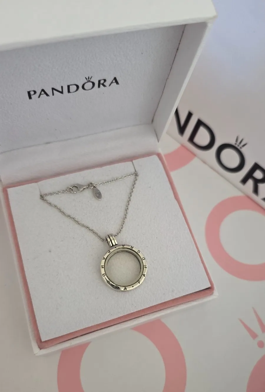 Pandora locket signature necklace  2