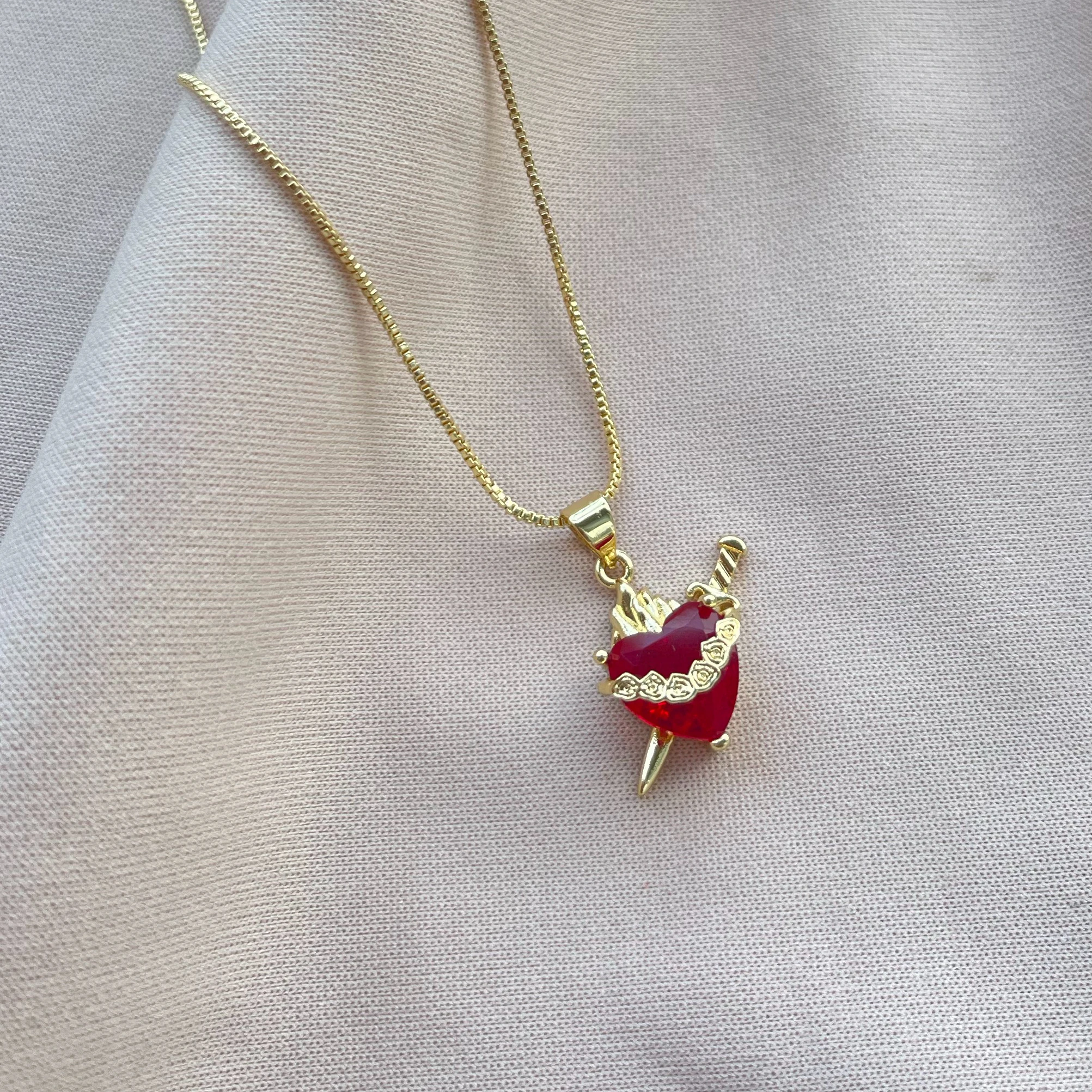 Cadena corazón flechado
