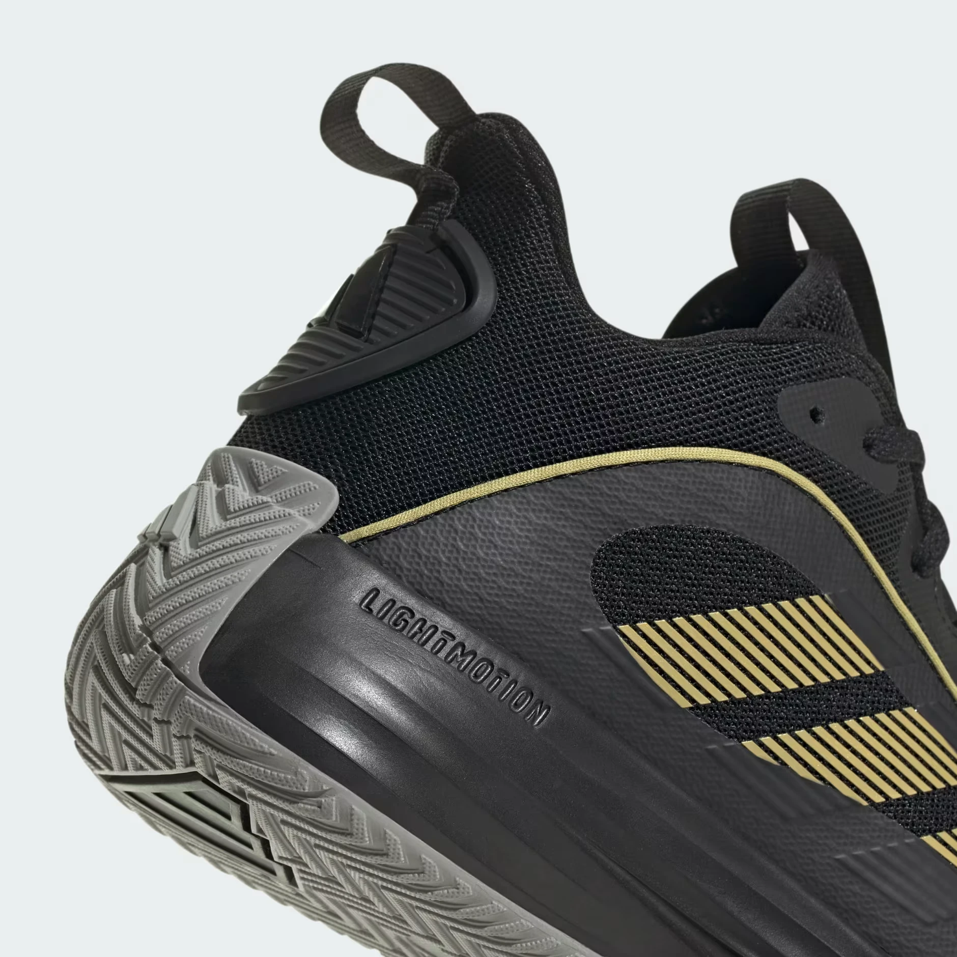 ADIDAS OWNTHEGAME 3.0 (Original) 9