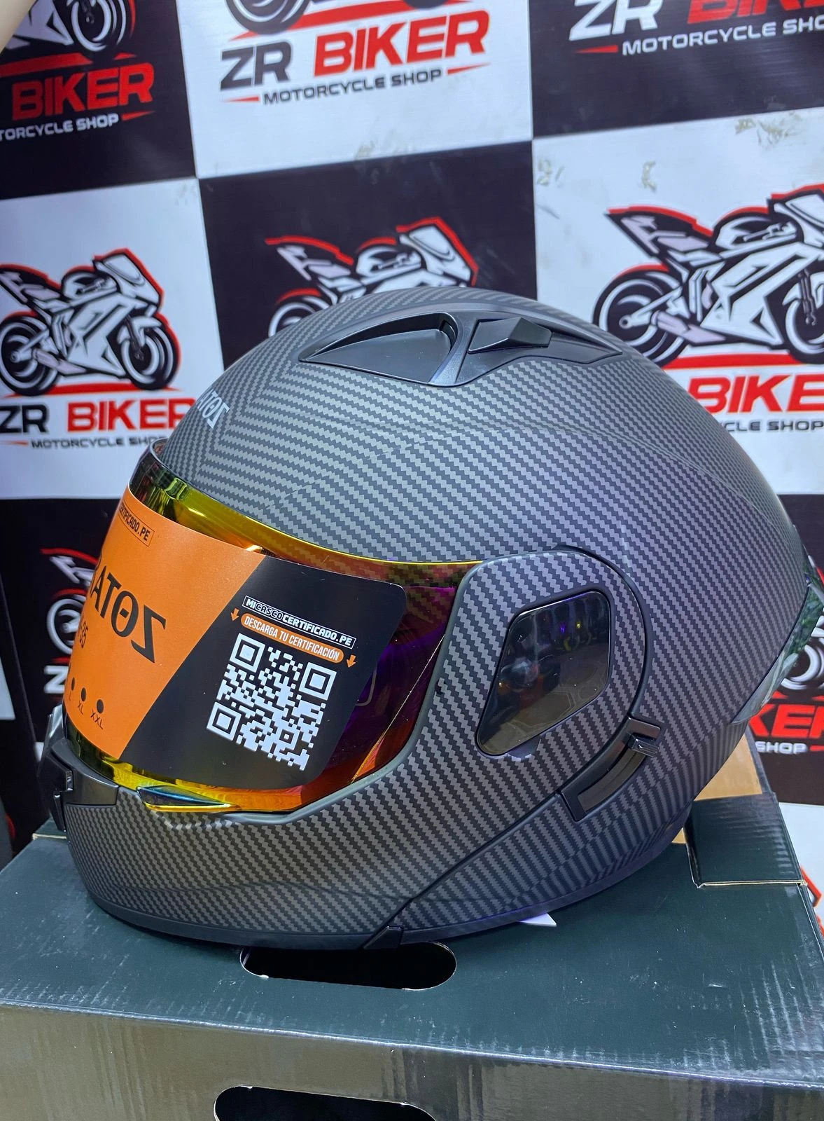 FIBRA DE CARBONO VISOR TORNASOLADO 