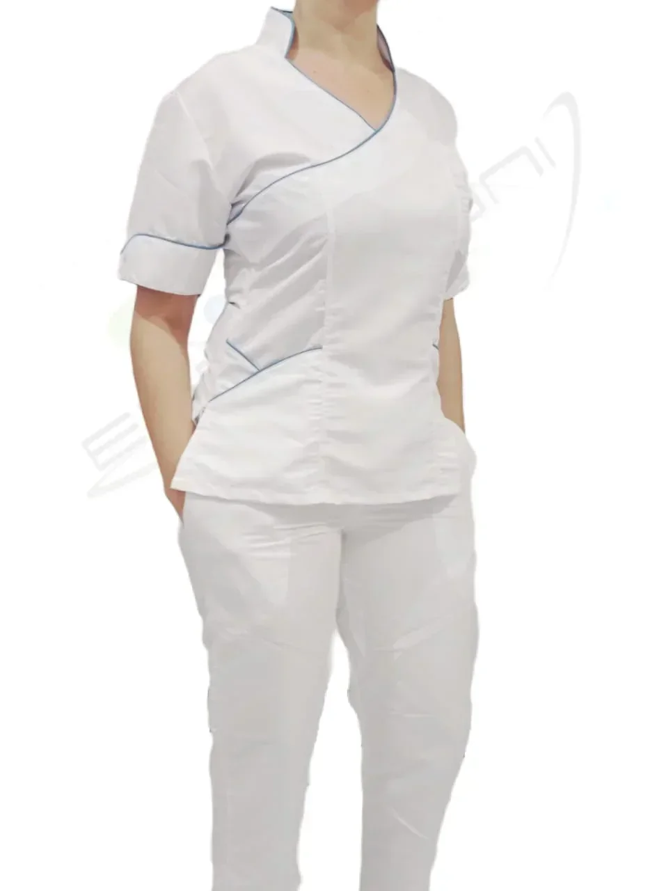 Uniforme Dama Antifluido Cuello Cruzado Blanco 
