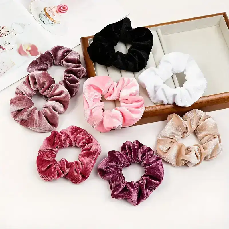 Scrunchies de terciopelo 
