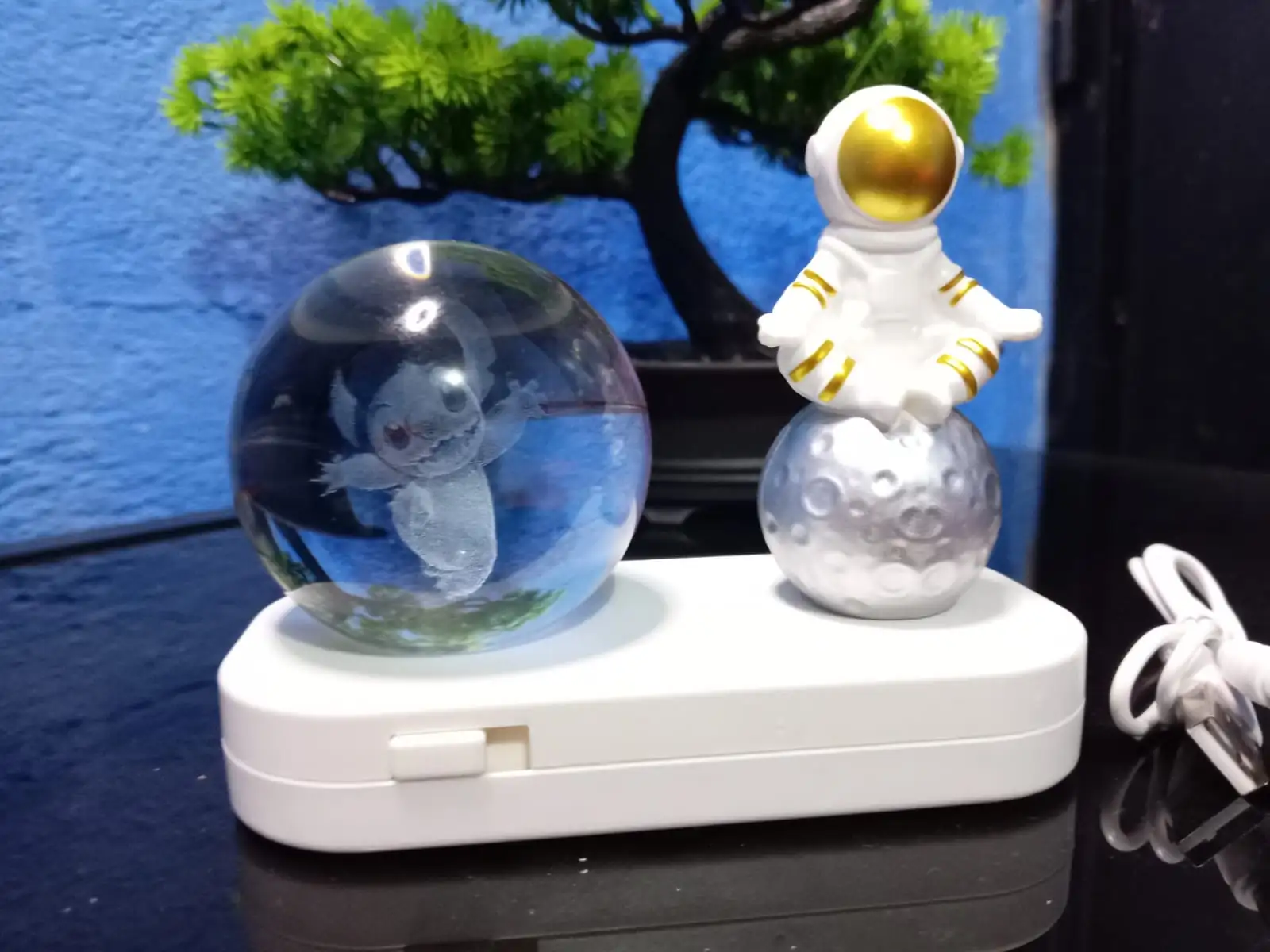 Lamapara con esfera recaegable 
