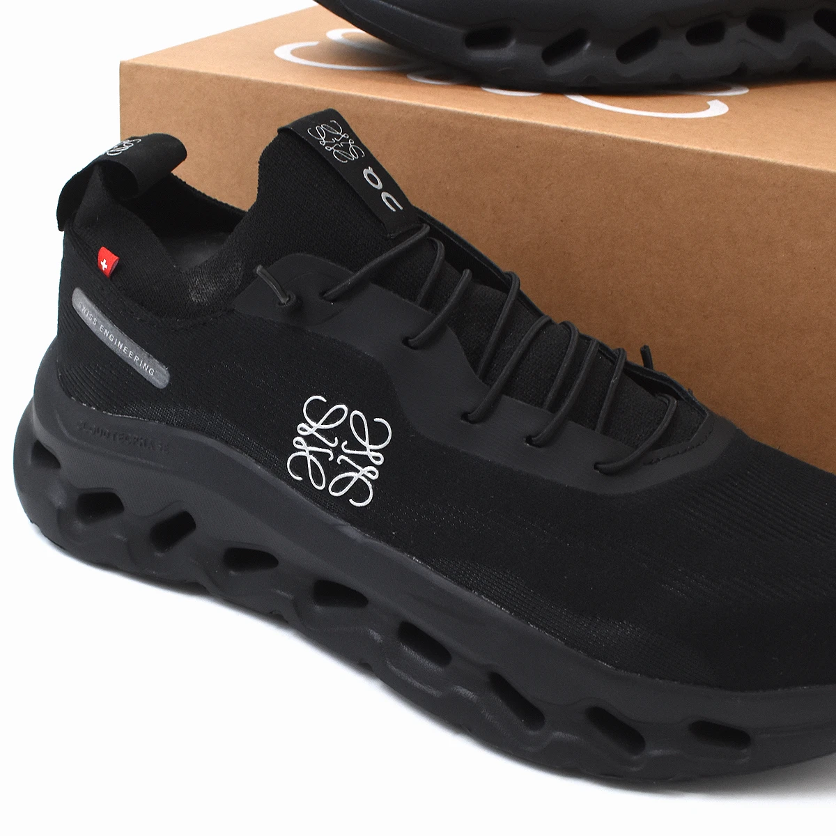 Tenis On Cloud LOEWE 3