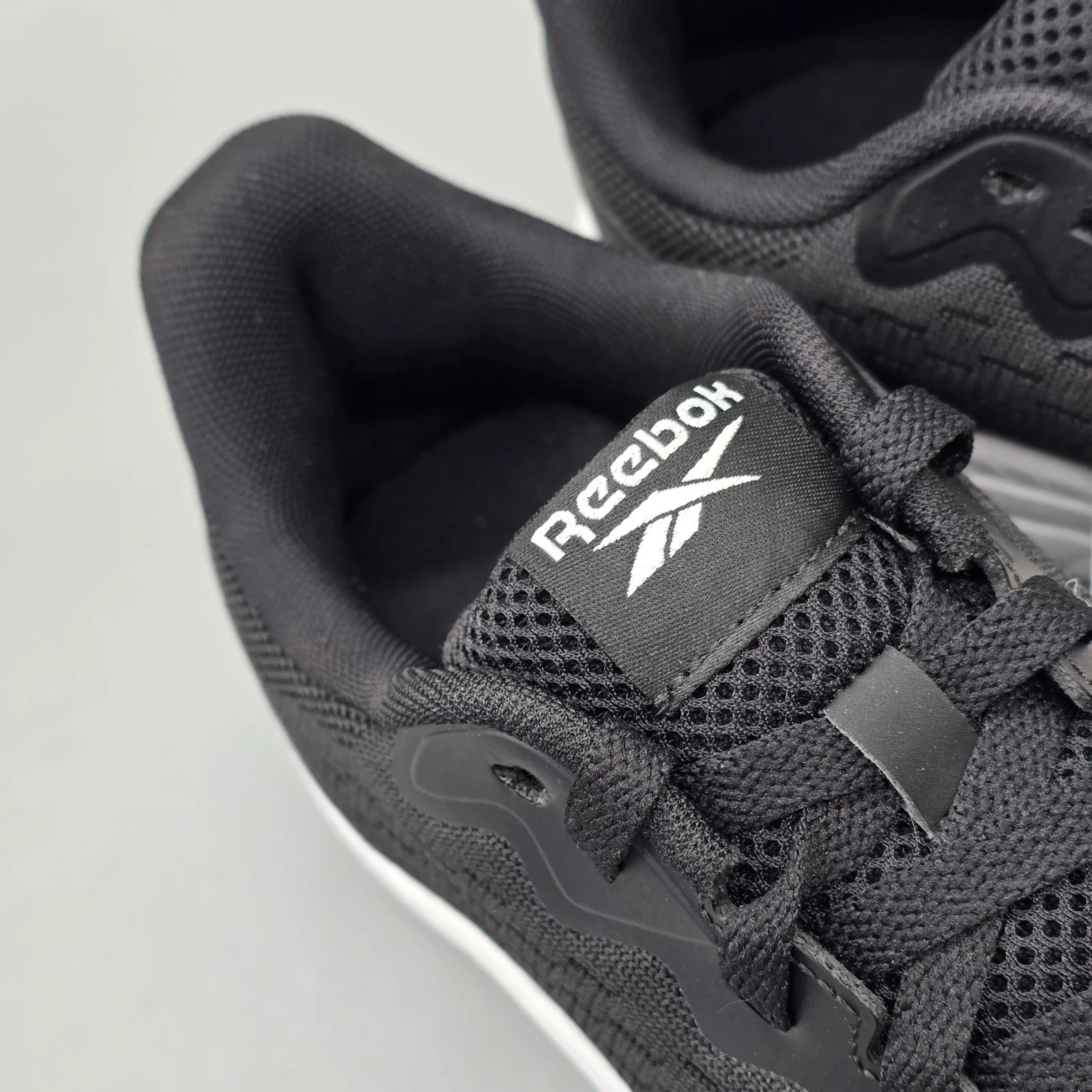 REEBOK QUICK JOGGER 7