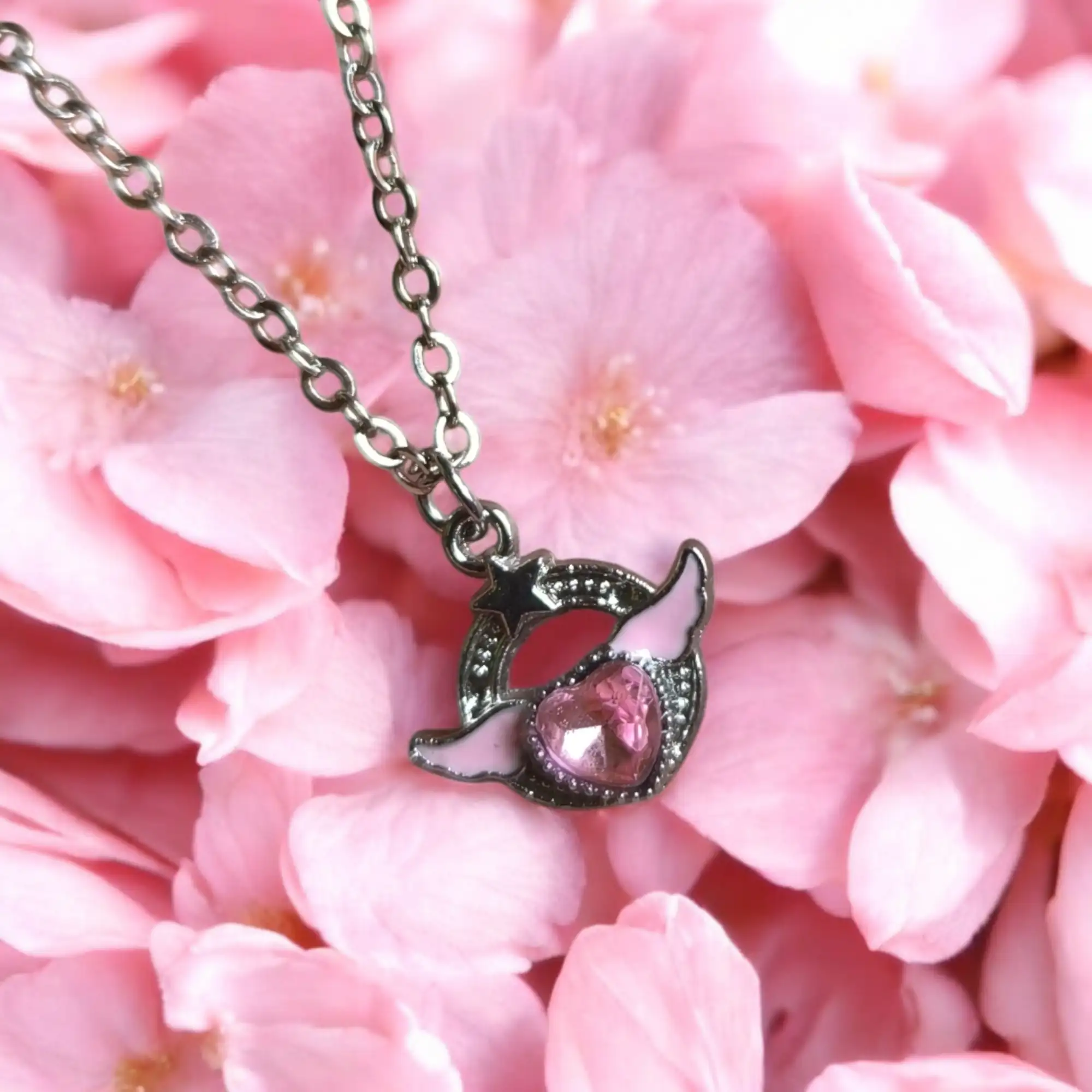 Corazón alado rosa  3