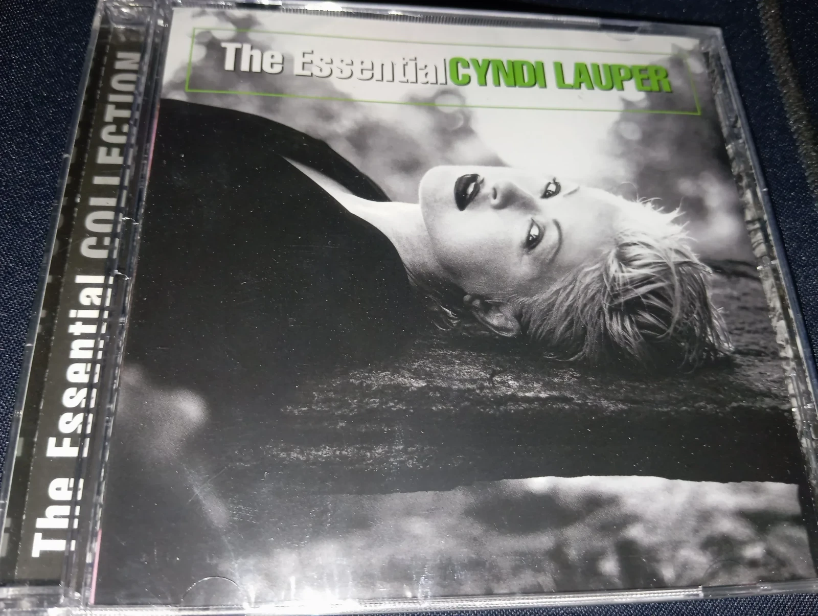 Cyndi Lauper - The Essential (U.S.)