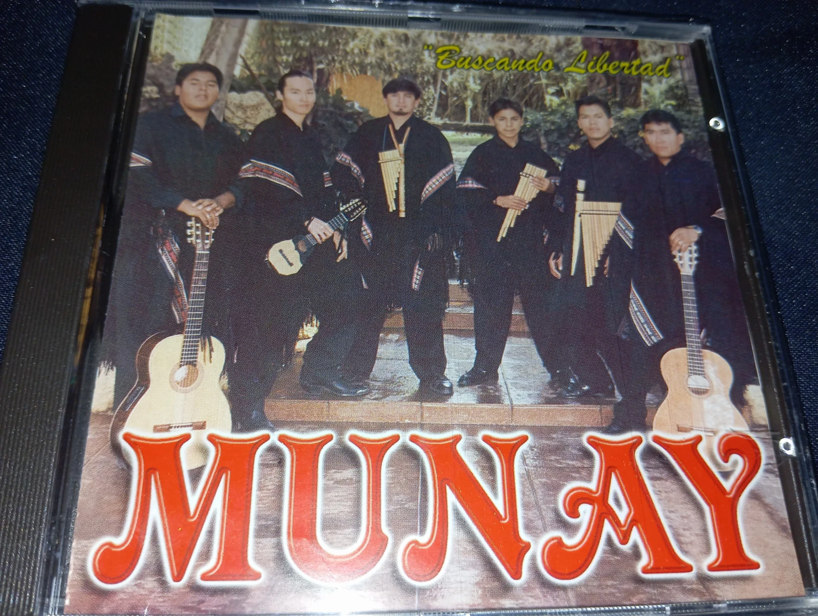 Munay - Buscando Libertad (LAURO RECORDS)