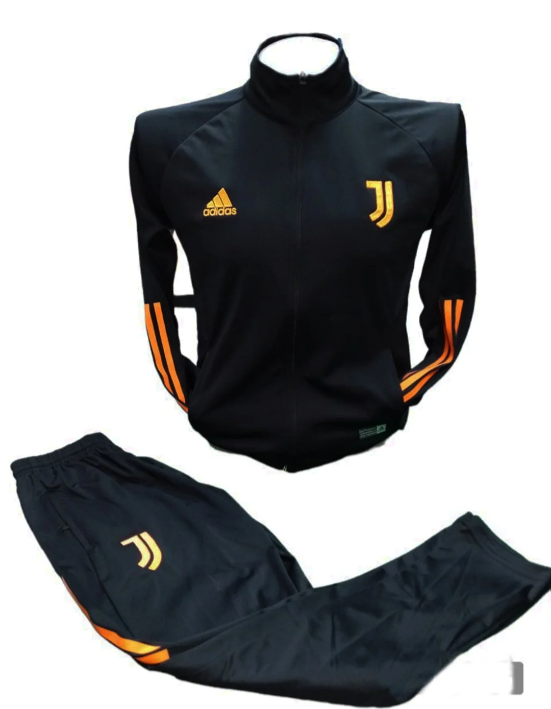 JUVENTUS  4
