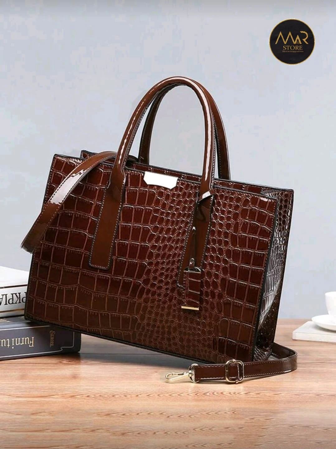 Bolso amplio elegante de piel sintética de cocodrilo café