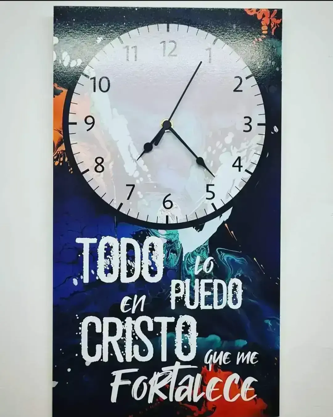 Reloj rectangular grande de pared. R1004