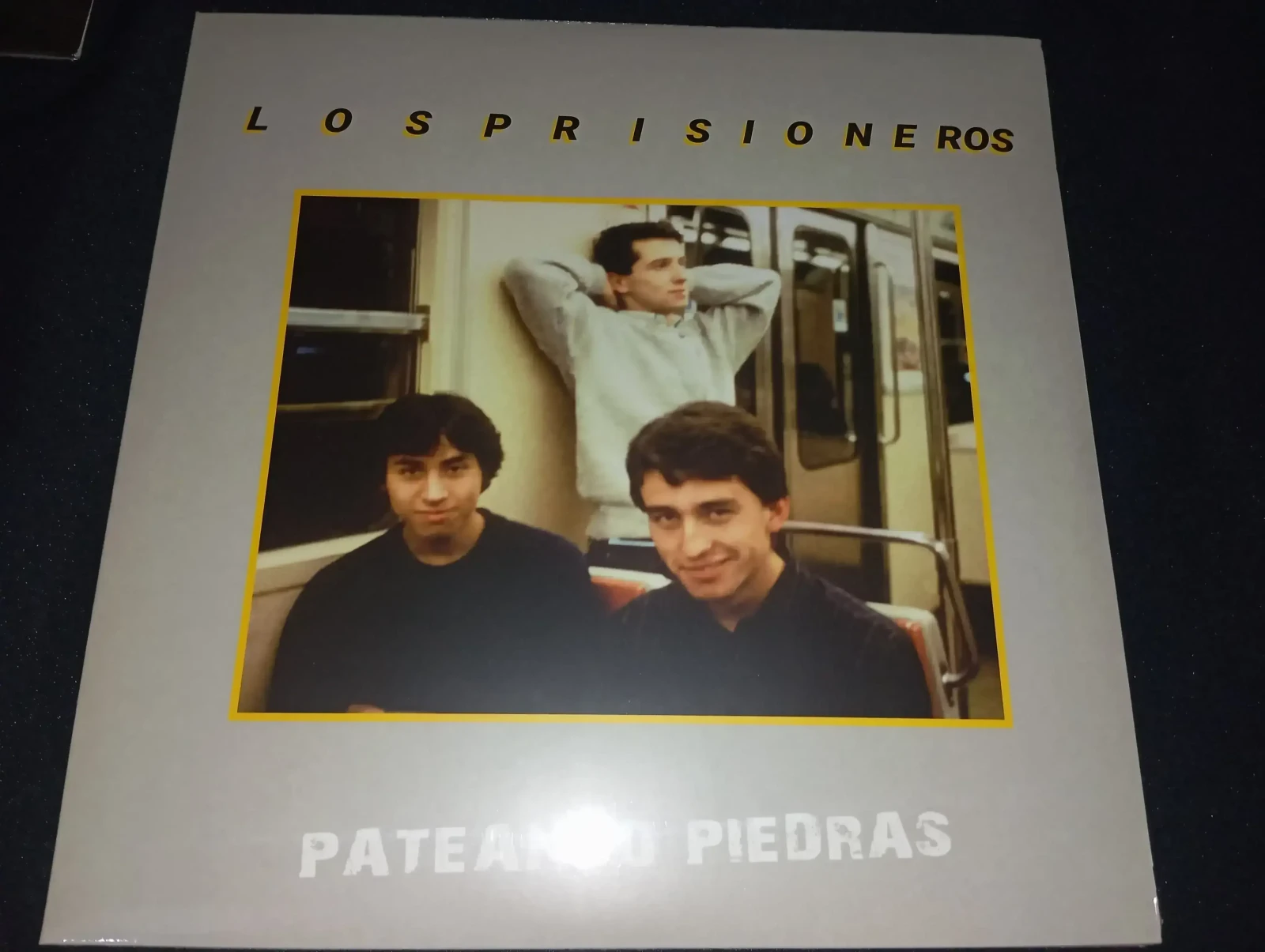 Los Prisioneros - Pateando Piedras (VINILO)(CHILE)