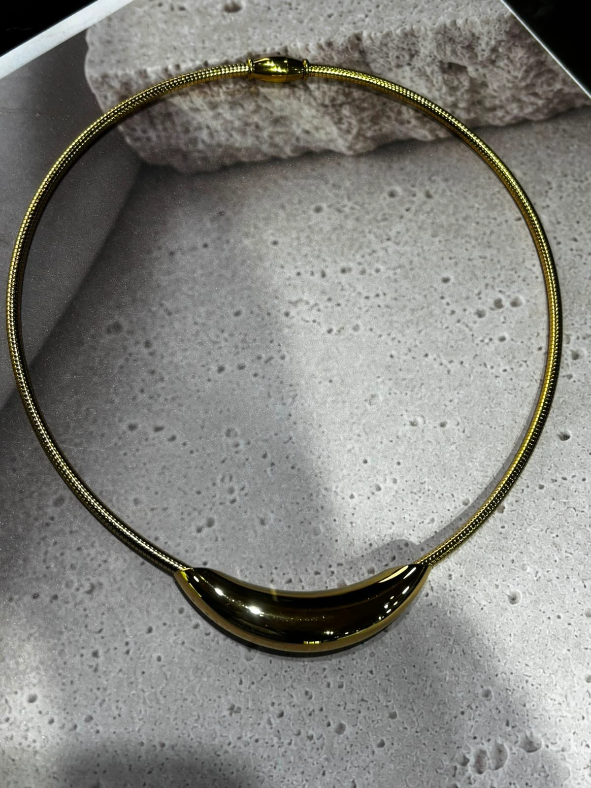 collar acero con enchape en oro 