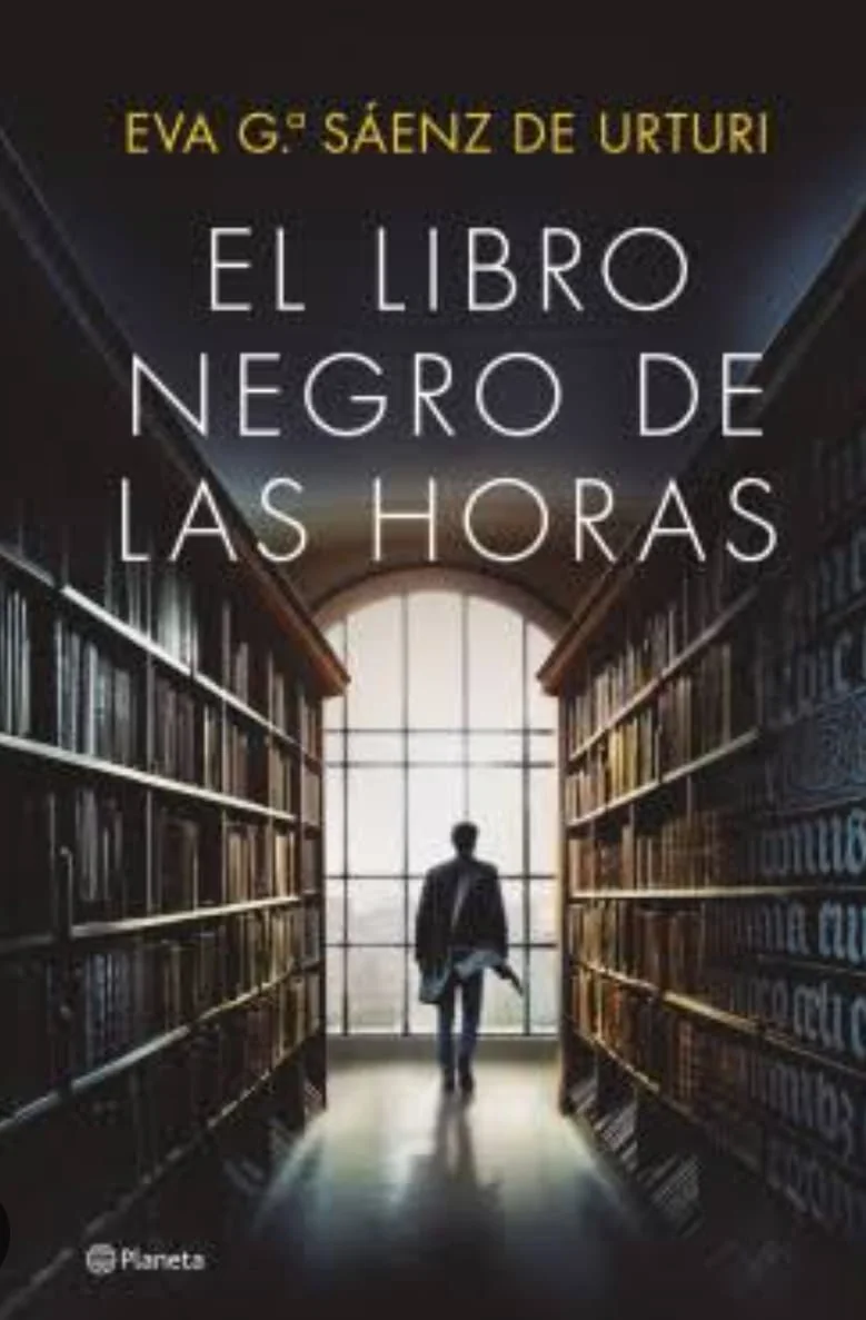 EL LIBRO NEGRO DE LAS HORAS 