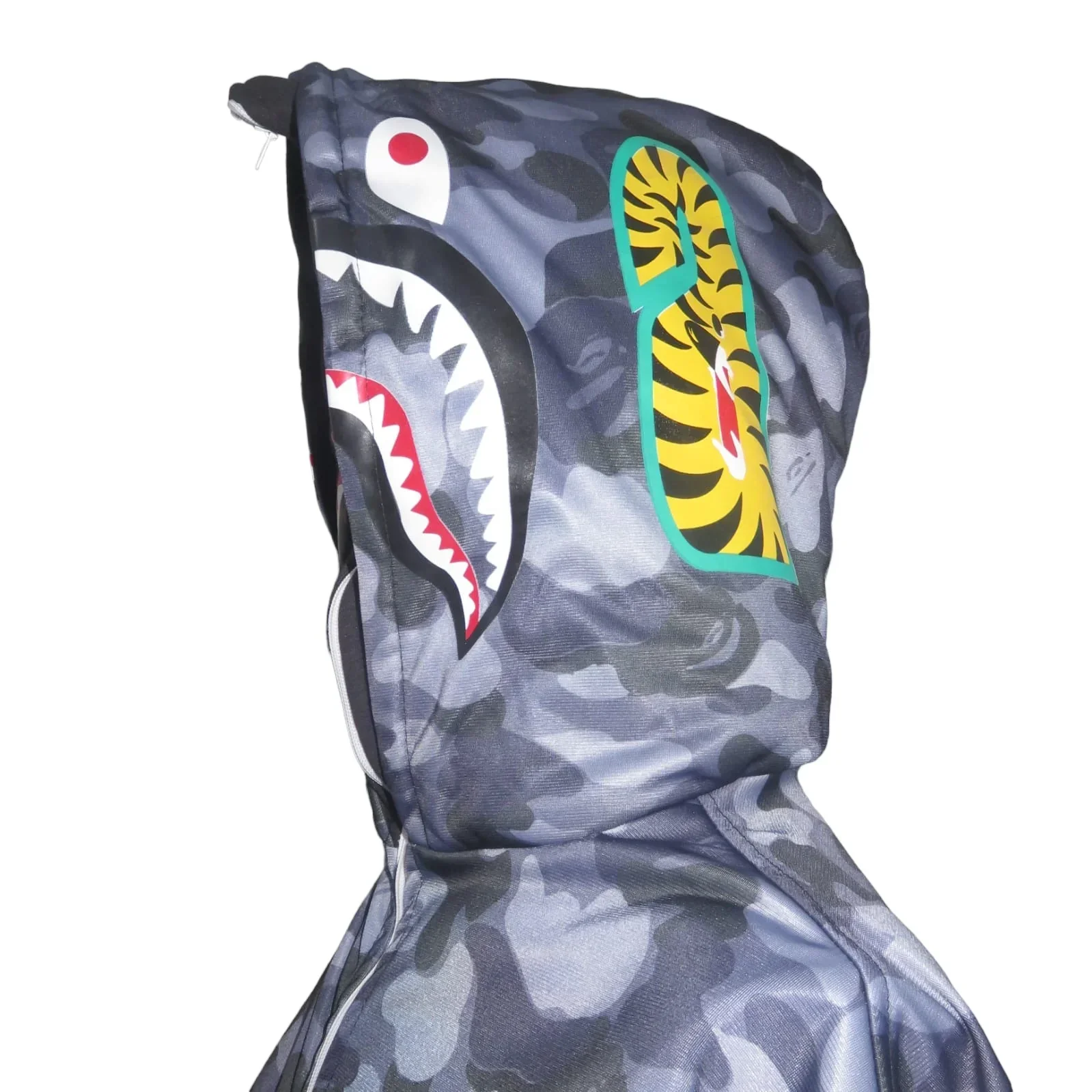 Chamarra doble gorro shark negra moteada 3