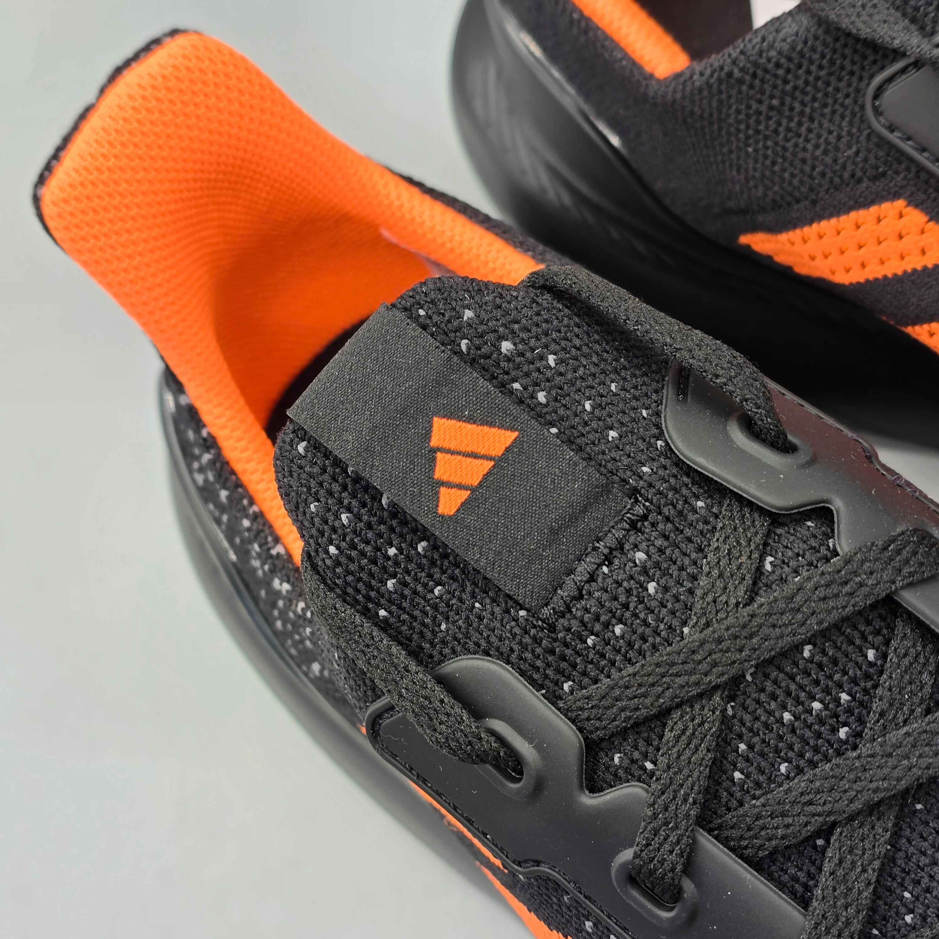 ADIDAS ULTRA ENERGY  6