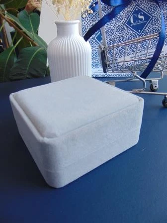 JOYERO EMPAQUE CAJA GAMUZA GRIS 2