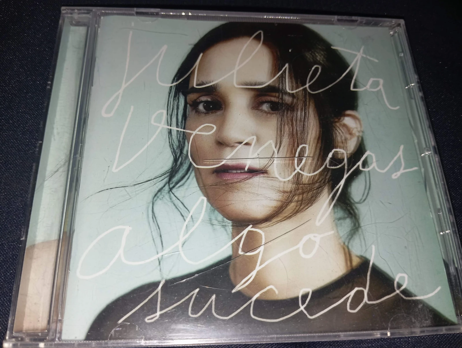 Julieta Venegas - Algo Sucede (ARGENTINA)