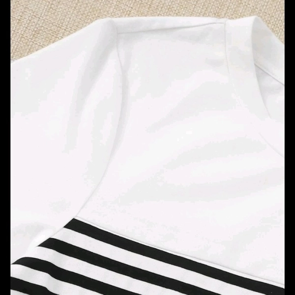 Vestido ajustada de rayas  4