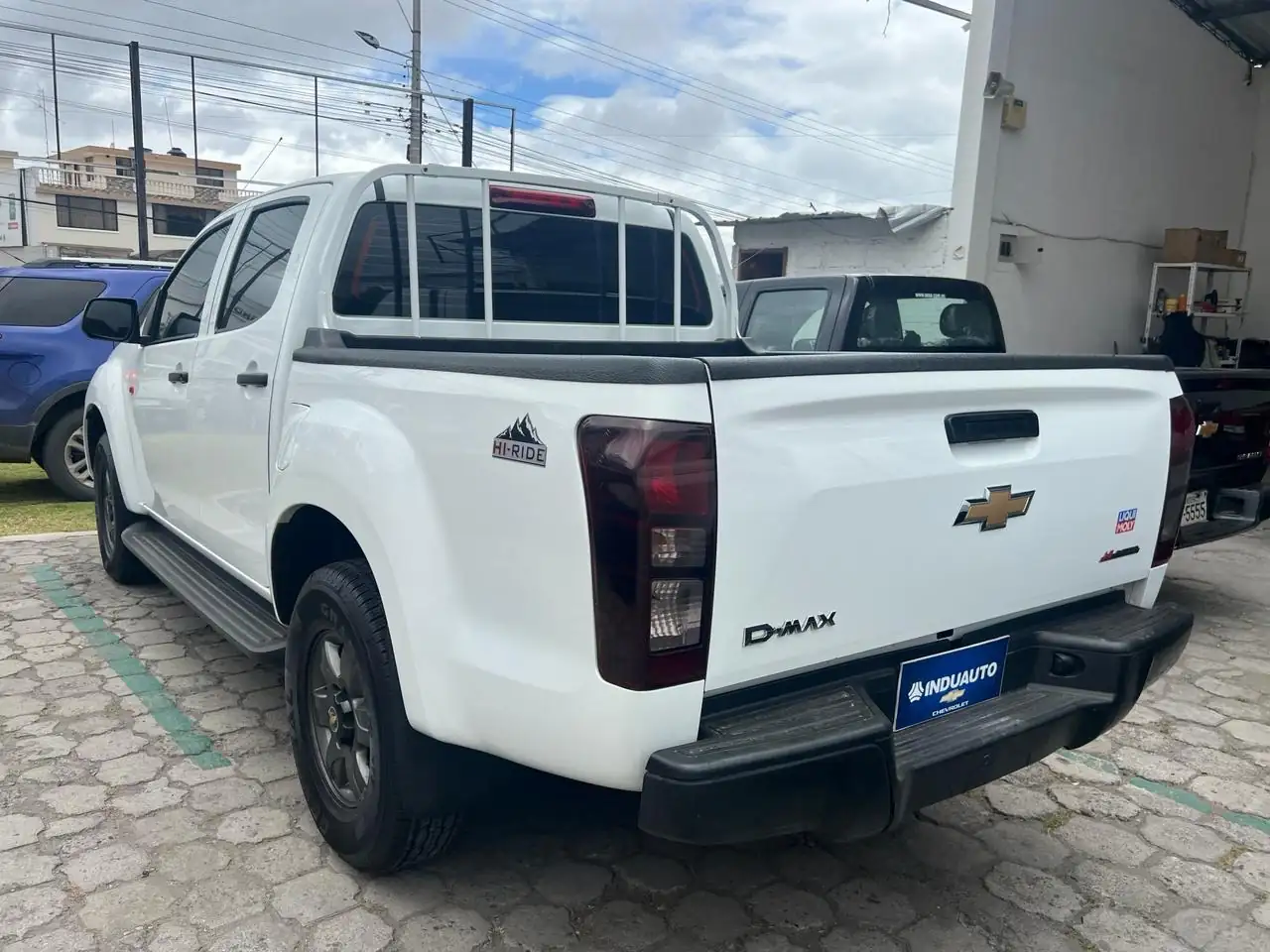 Dmax hi ride 2023 impecable con 10 mil kilometros origianles 2