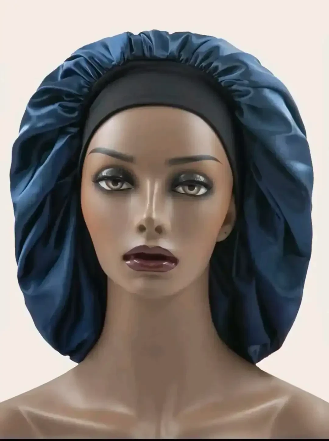 Gorrito de satén standart 3