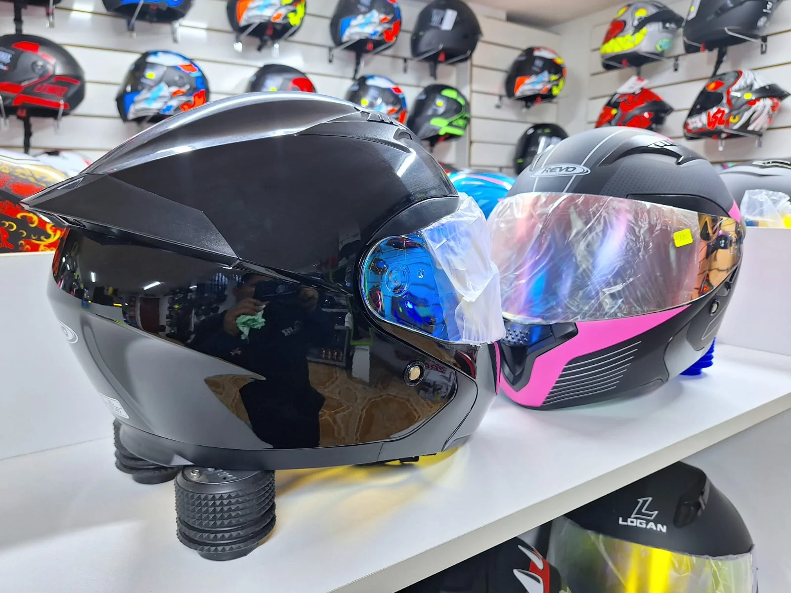 CASCO REVO ABATIBLE PAREJA  2