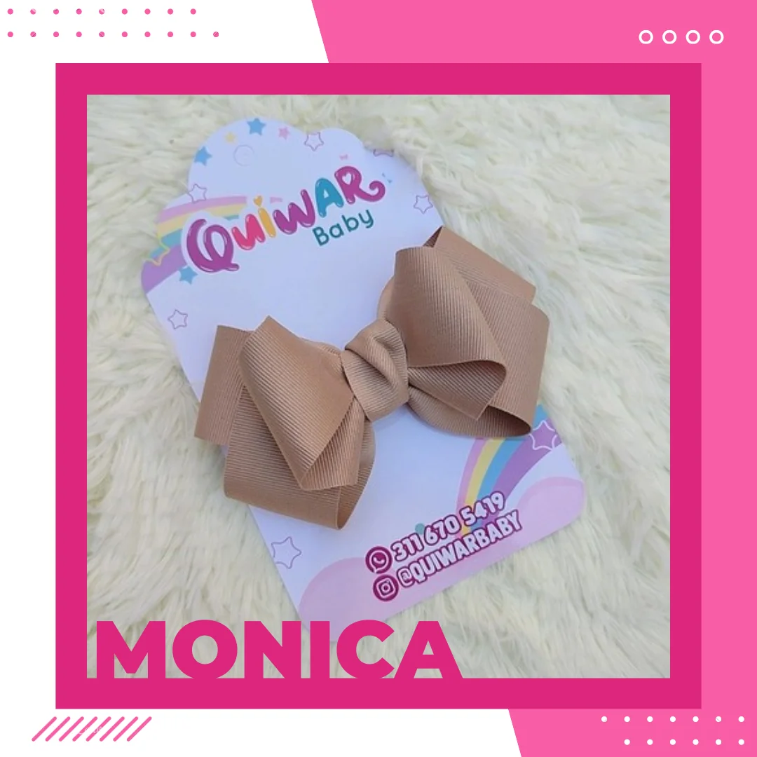 Mónica