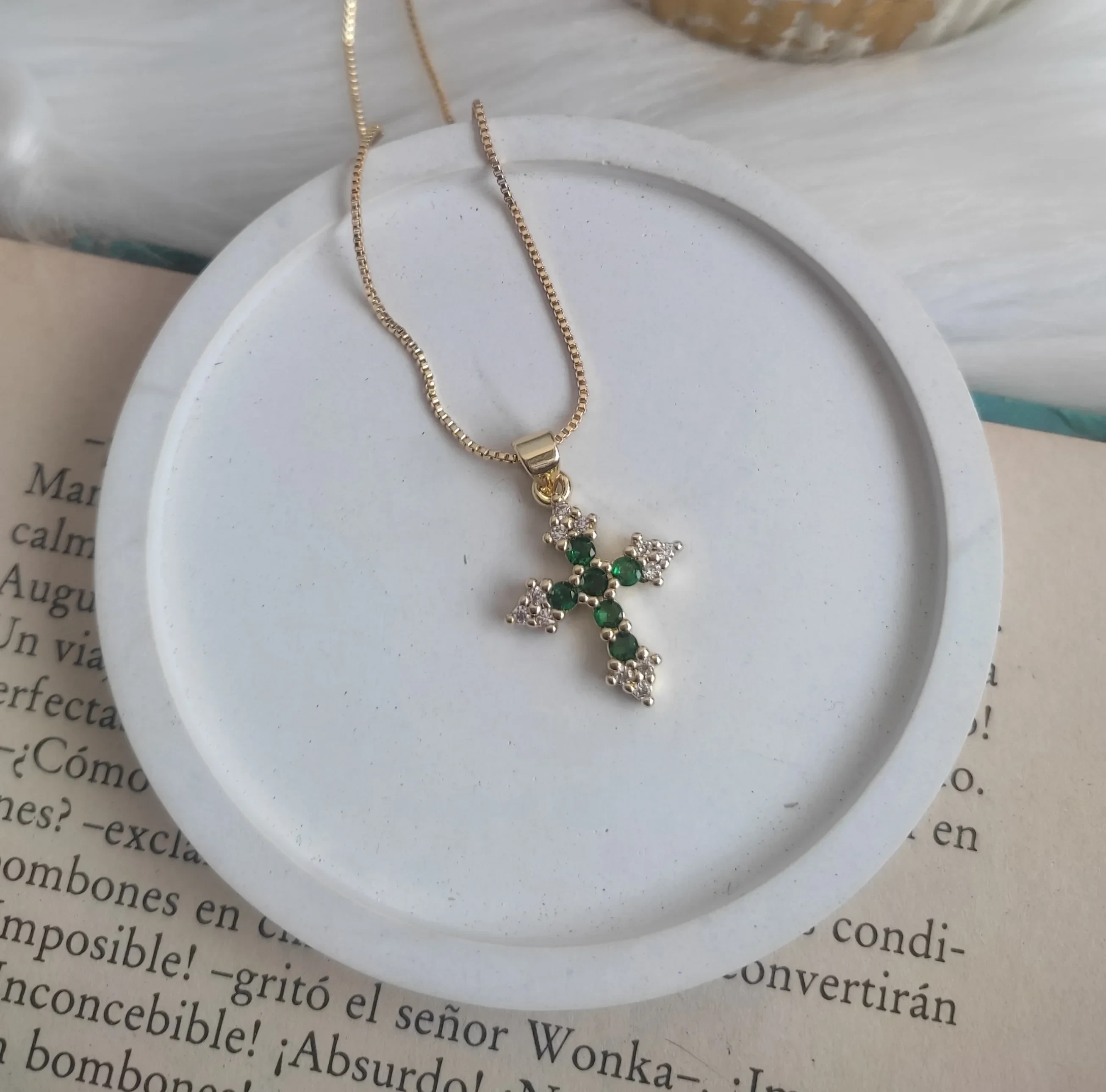 CADENA CRUZ VERDE