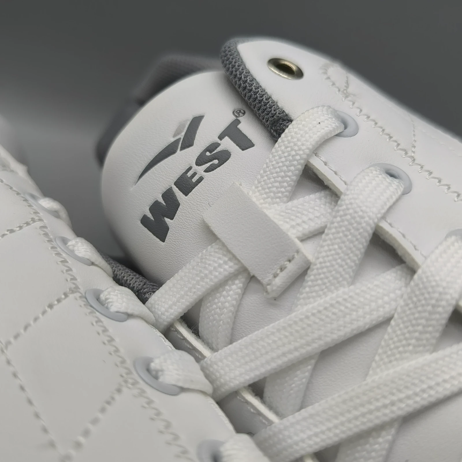 WEST DE HOMBRE WHITE/ LT. GREY (Original) 9