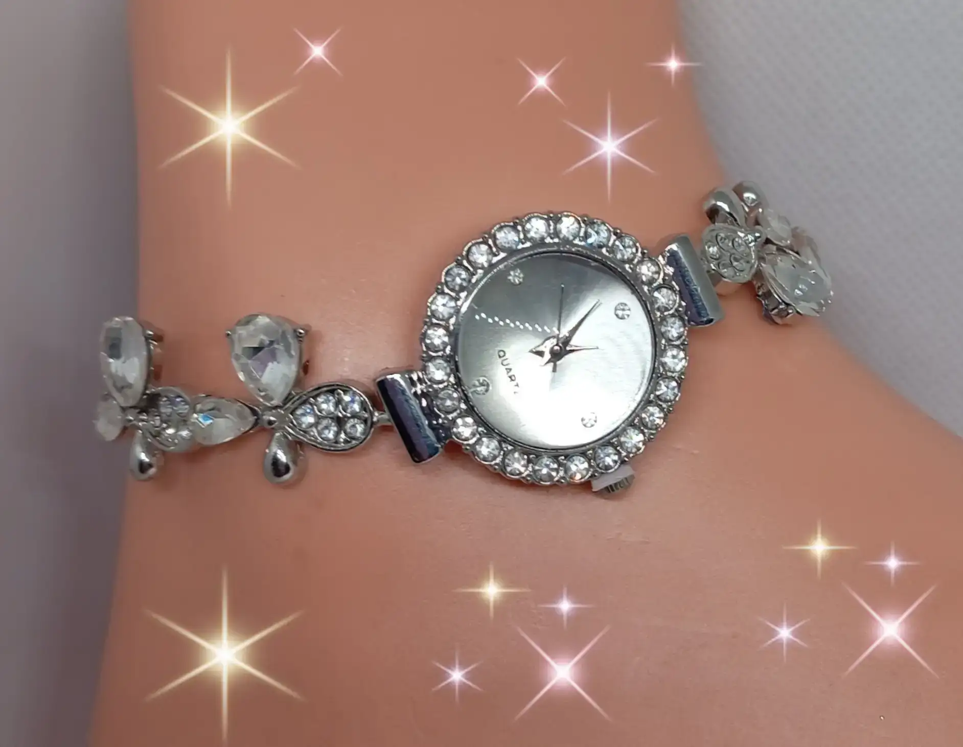 Reloj tipo pulsera en plata