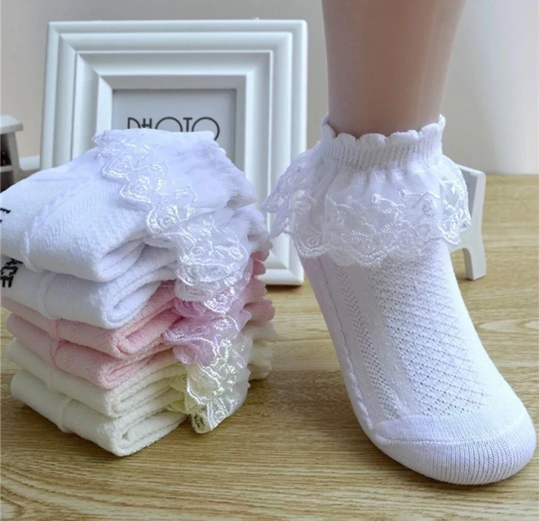 MEDIAS BLANCAS CORTAS
