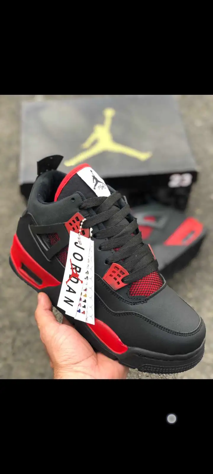 Retro 4 Black 
