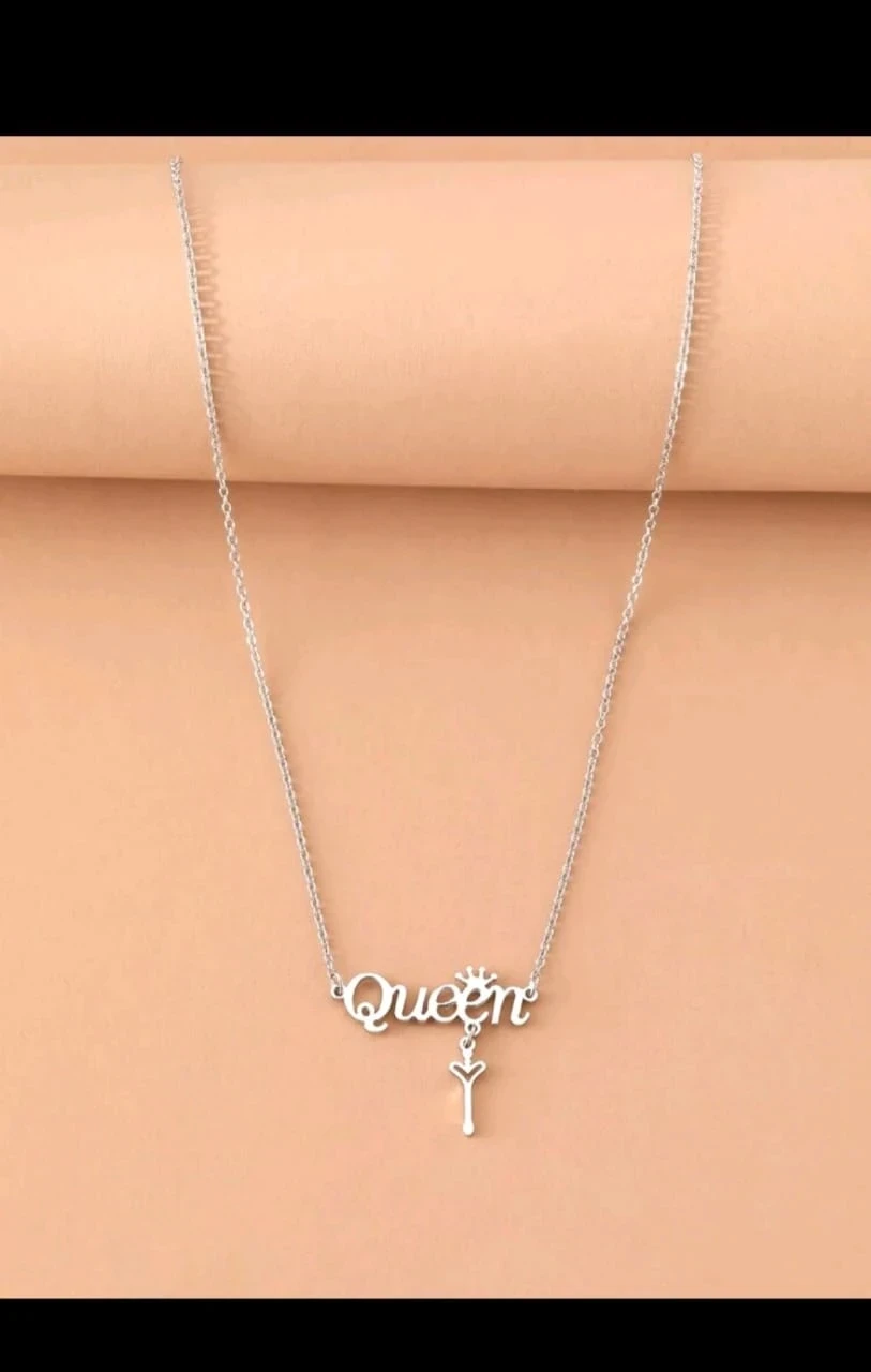 Collar colgante "Queen"  2