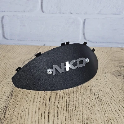 NKD 125 Cachucha farola acero negro logo 3d cromado ML