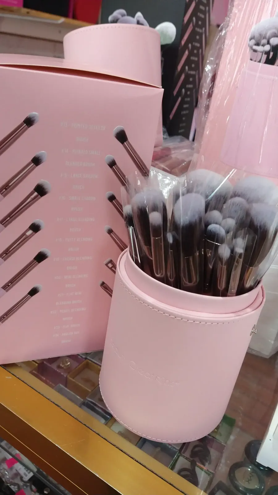 Set de brochas 24pc beauty creations 4