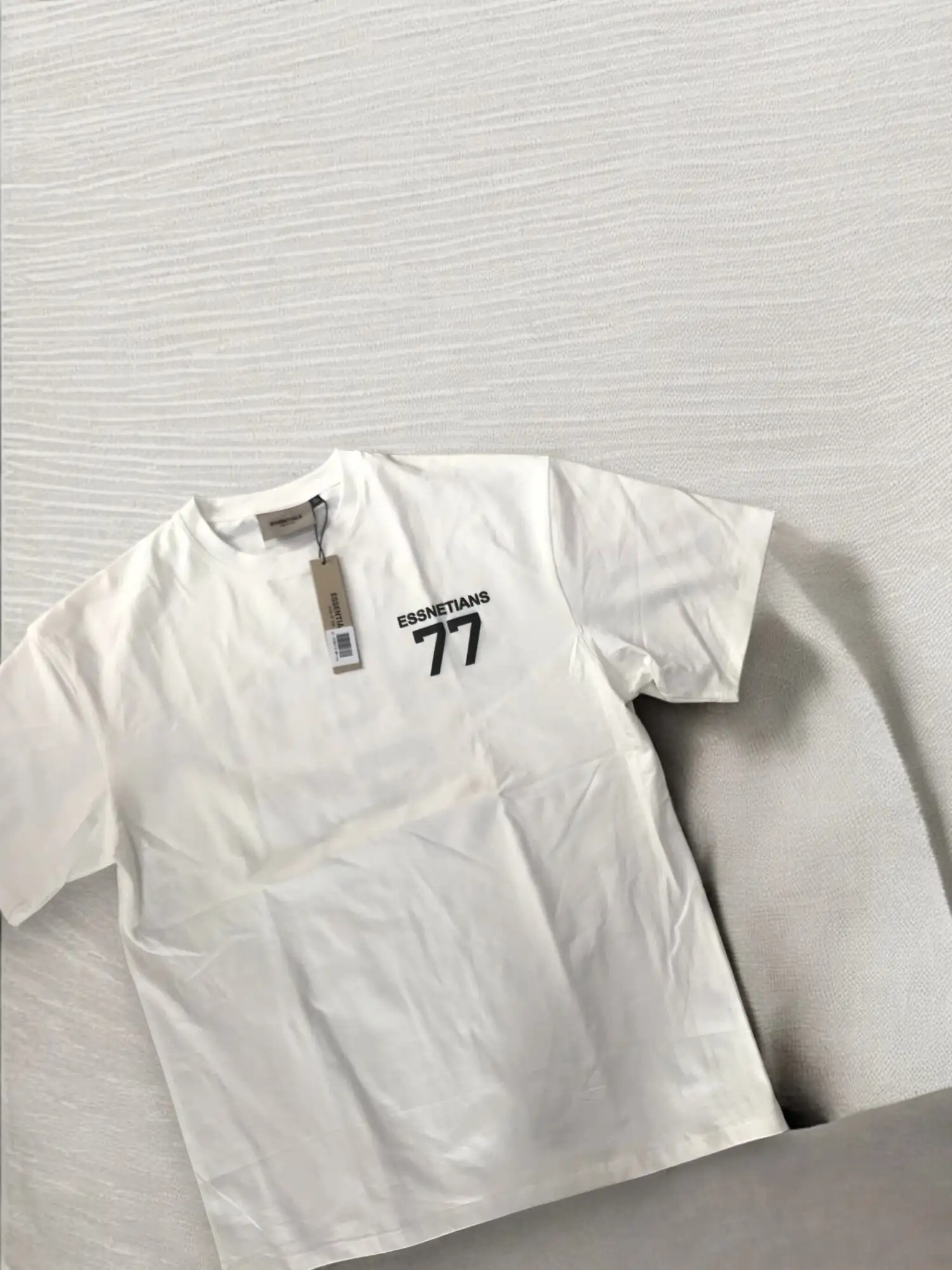 Camiseta Essentials 77 Blanca