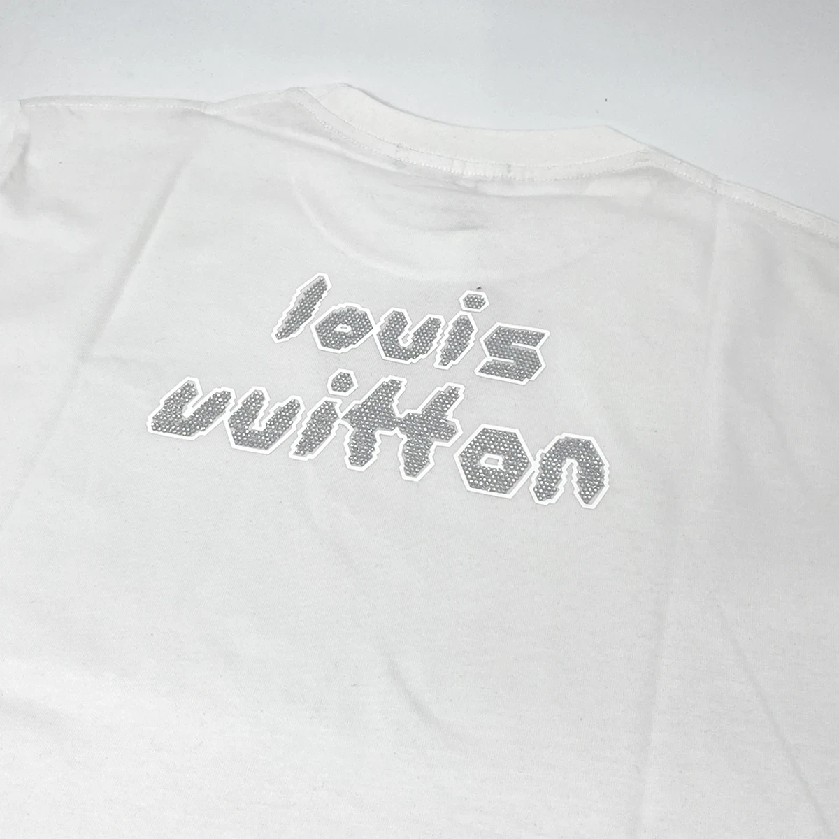 Playera  LV 8