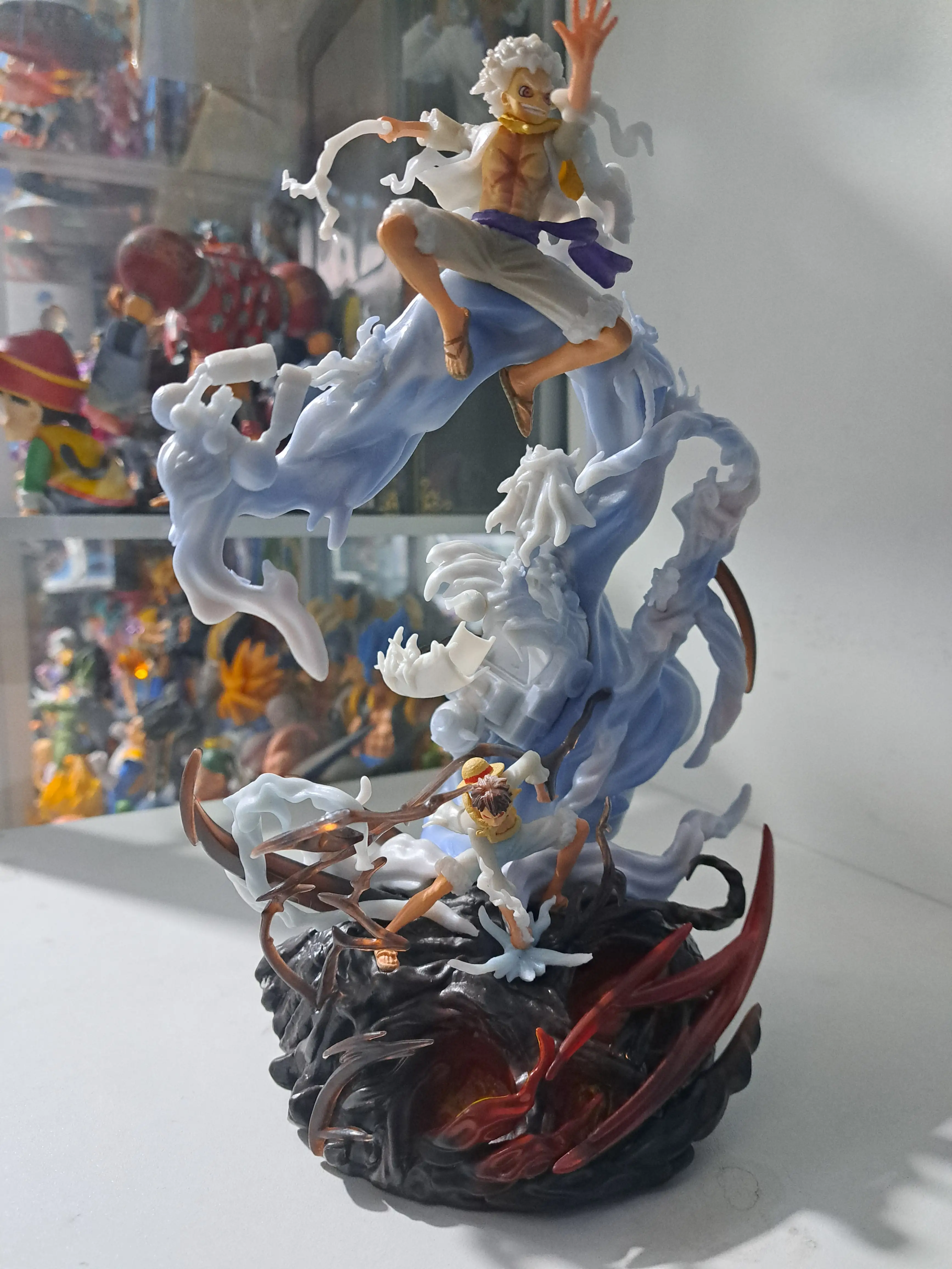 Luffy Gear 5 Diorama