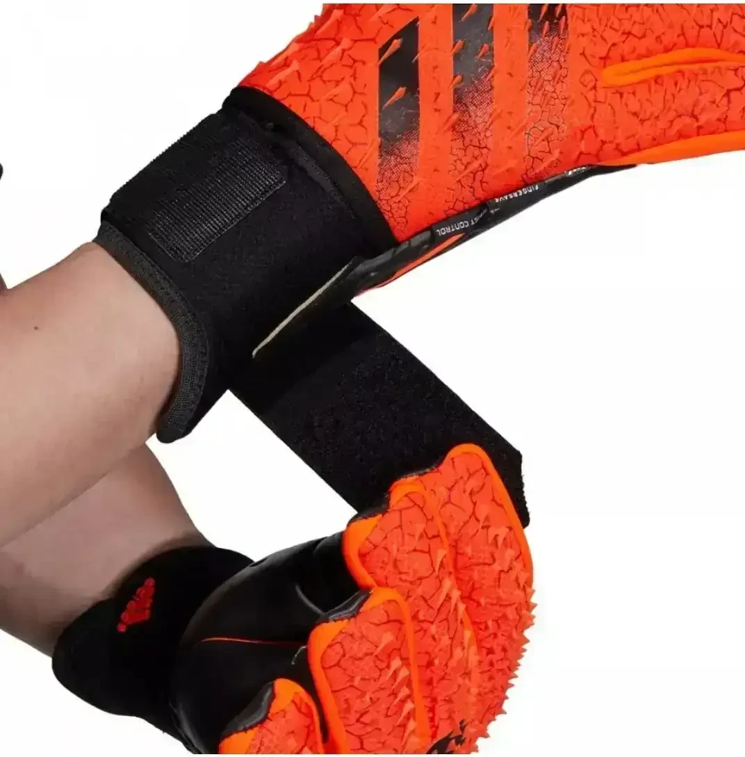 ADIDAS PREDATOR 